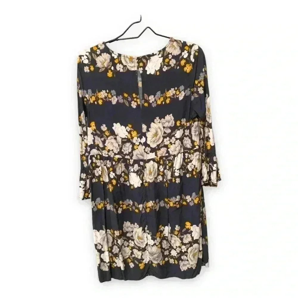 Old Navy 3/4 Ruffle Sleeve Gray with Floral Print Back Cutout Mini Dress - Picture 7 of 9